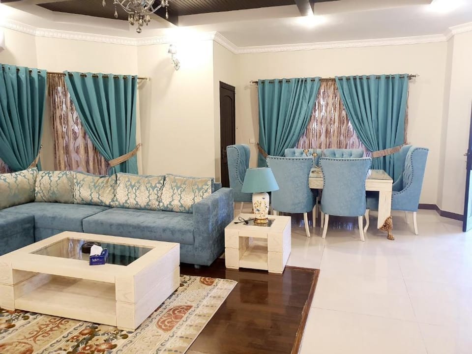 Royal Villa Guest House Hotel in Islamabad