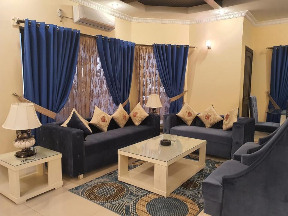 Royal Villa Guest House Hotel in Islamabad