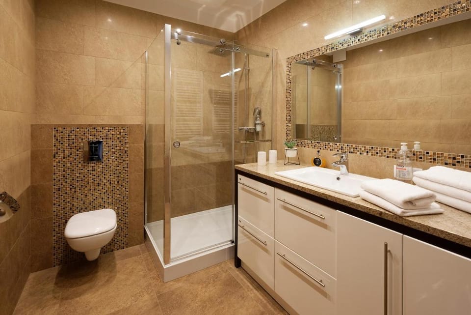 Millo Apartament IMPERO z Parkingiem Apartment in Poznan