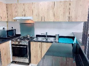 Lux High Rise Marina Apartment Apartment in Dubai