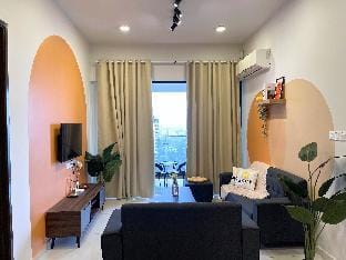 Cozy Seaview Country Garden JB Apartment in Johor Bahru