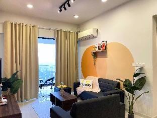 Cozy Seaview Country Garden JB Apartment in Johor Bahru