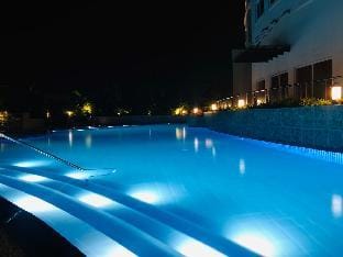 Two-Bedroom Condo with Swimming Pool Vacation rental in Pasig