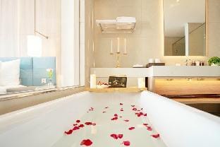 Luxury 5 * Studio Apt ALa Carte | 36th HL Bay View Vacation rental in Laos
