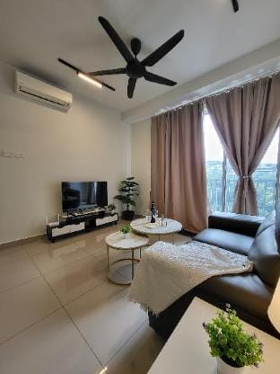 Desa ParkCity Lovely Cozy&Clean 3room2bath 6pax Apartment in Petaling Jaya