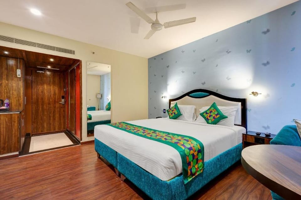HOTEL BLACK AND WHITE Hotel in Visakhapatnam