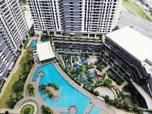 4BR Family Condo near Mont Kiara @ 8-9 Pax Chinese-speaking Host Apartment in Petaling Jaya