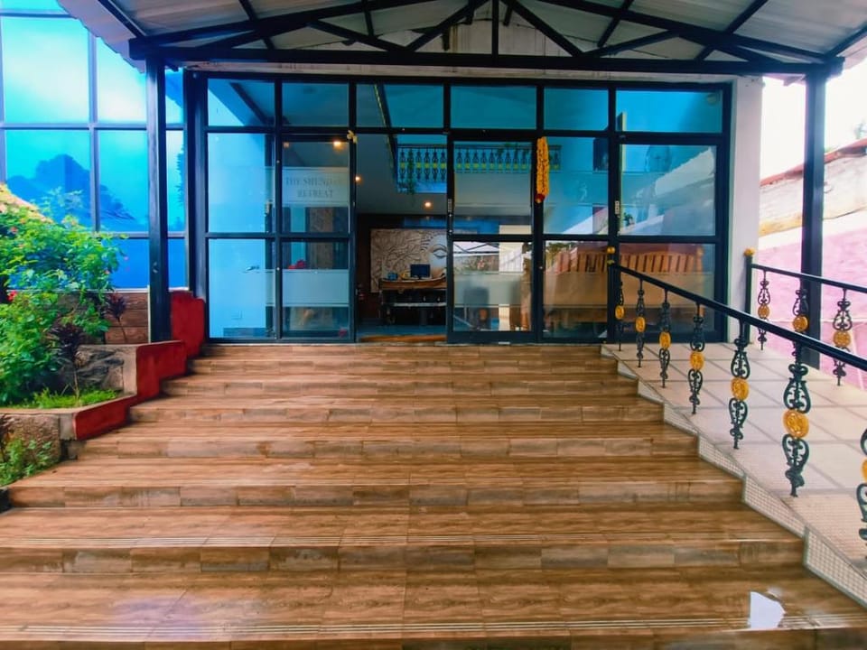 Hotel Vetrivel International by Browntree Resorts Hotel in Kodaikanal