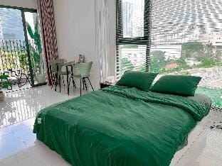 Nice Apt with full service in District 7 Vacation rental in Ho Chi Minh City