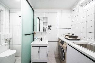 Shang海常熟路地铁站 世纪商贸广场 品质洋房 Apartment in Asia