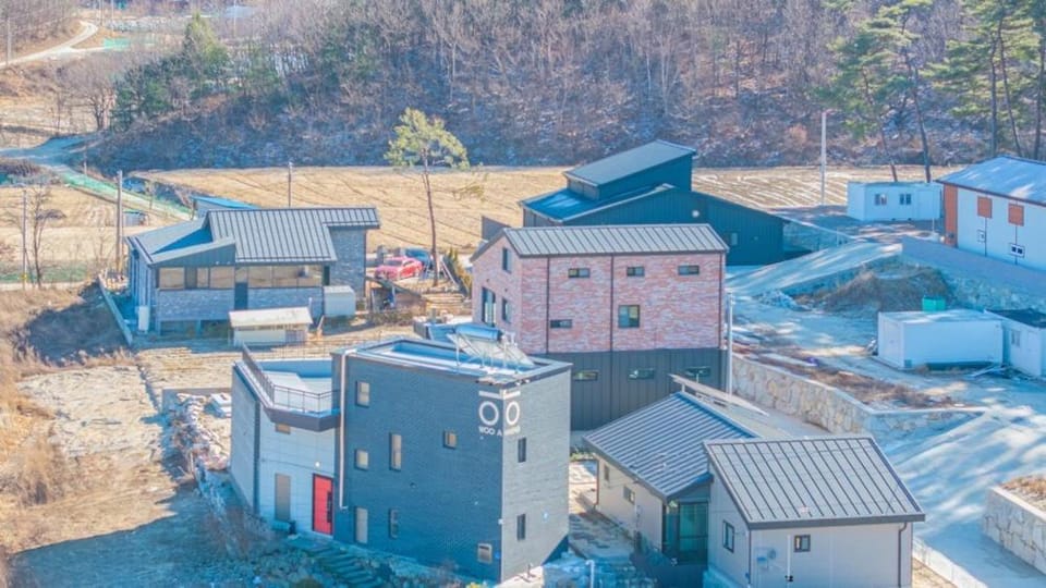 우아행 스테이 강릉 (Uahaeng Stay Gangneung) Bed and Breakfast in South Korea