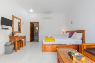 Lovely Deluxe Poolside Room in Nusa Penida Vacation rental in Nusapenida