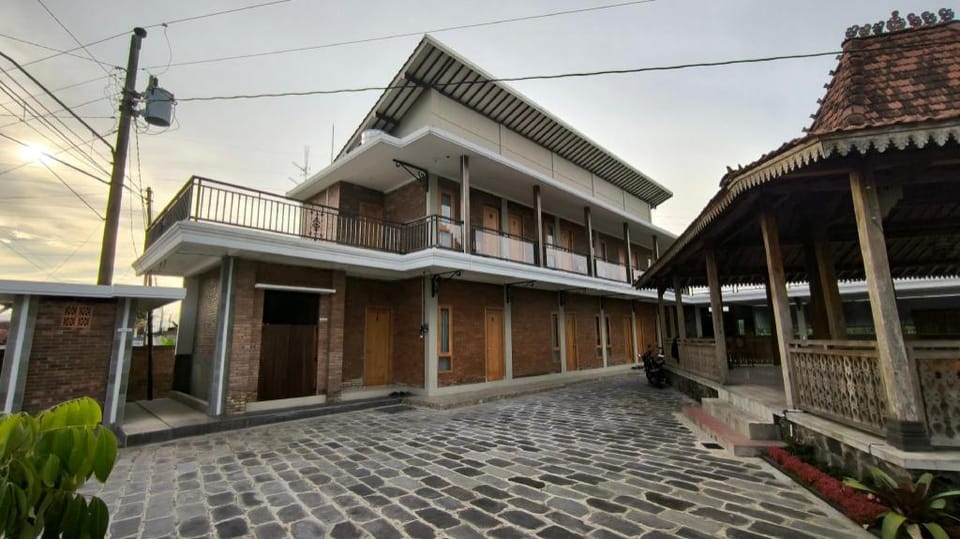 Nezs Guesthouse Syariah Bed and Breakfast in Special Region of Yogyakarta