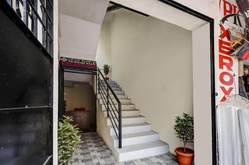 Collection O SS Home Stay Hotel in Bengaluru