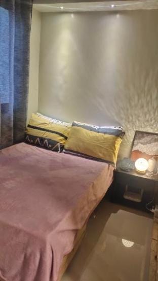 CaLeDa Lounge (Netflix & Karaoke) Vacation rental in Quezon City