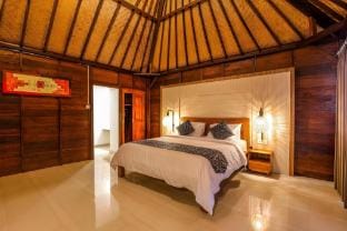 Cozy Deluxe Room Garden & Pool View Nusa Penida Vacation rental in Nusapenida