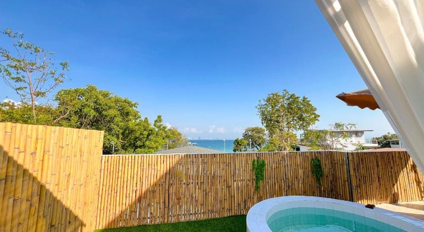 EK-KA-NAKE ( เอกขเนก ) Resort in Chon Buri Changwat