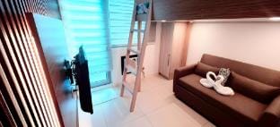 Yhey Suite by Centauri Suites Vacation rental in Quezon City