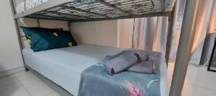 KLIA Horizon Suites 2 Smart TV Open Parking Apartment in Selangor, Malaysia