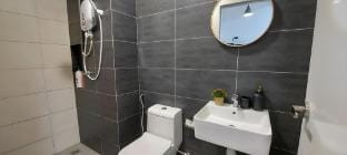 KLIA Horizon Suites 2 Smart TV Open Parking Apartment in Selangor, Malaysia