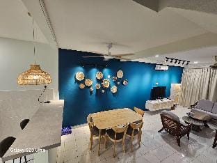 Vibrant Stay @ Ipoh (14 Pax) Vacation rental in Ipoh