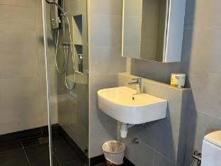 TF Sunset Ocean View Homestay - Jesselton Quay Apartment in Kota Kinabalu