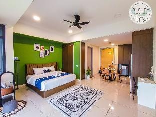 Grand Medini - Eco Bliss Suites by RR JBcity Apartment in Johor