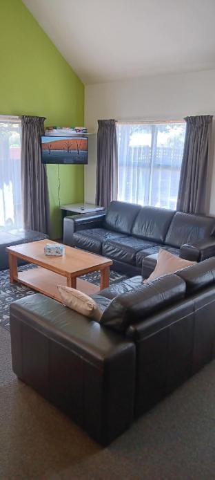 1 St James Vacation rental in Hanmer Springs