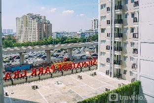 Studio Modern at Signature Park Grande By Travelio Apartment in Jakarta