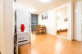 Hongdae 야피하우스/넓은공간 2 Room. 홍대입구역 (Exit 6). 파티가능 Vacation rental in Seoul