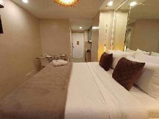 Citadel Inn Central Nightlife Makati Apartment in Makati