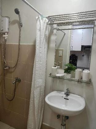 Studio Apartment with Balcony at The Loop Tower Apartment in Cagayan de Oro