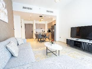 MH- Act - Downtown 1BHK-REF4002 Vacation rental in Dubai
