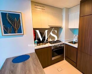 MH - 2 BHK With Burj Khalifa View - REF2604 Vacation rental in Dubai