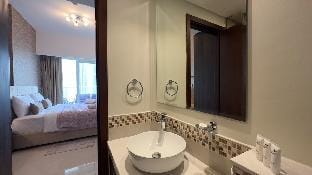 MH - 2 Bedroom Near Dubai Mall - REVA - REF704 Vacation rental in Dubai