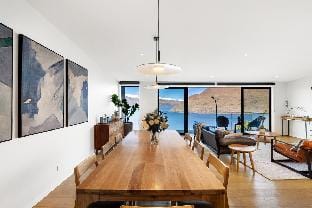 Luxury Away  -Blue Water Heights Vacation rental in Queenstown