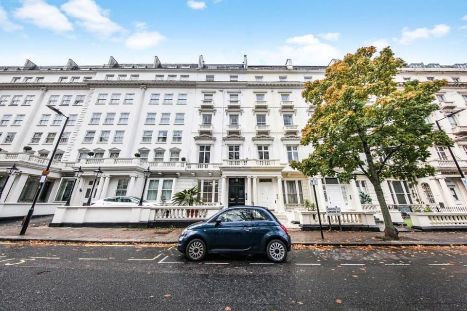Hububb Luxury Leinster Gardens Apartment in City of Westminster