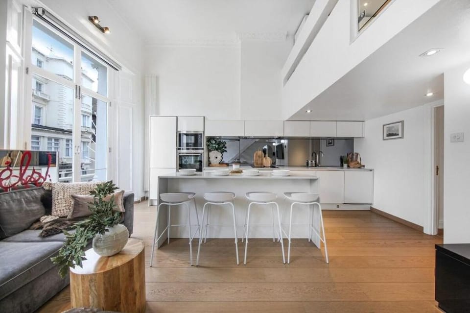 Hububb Luxury Leinster Gardens Apartment in City of Westminster