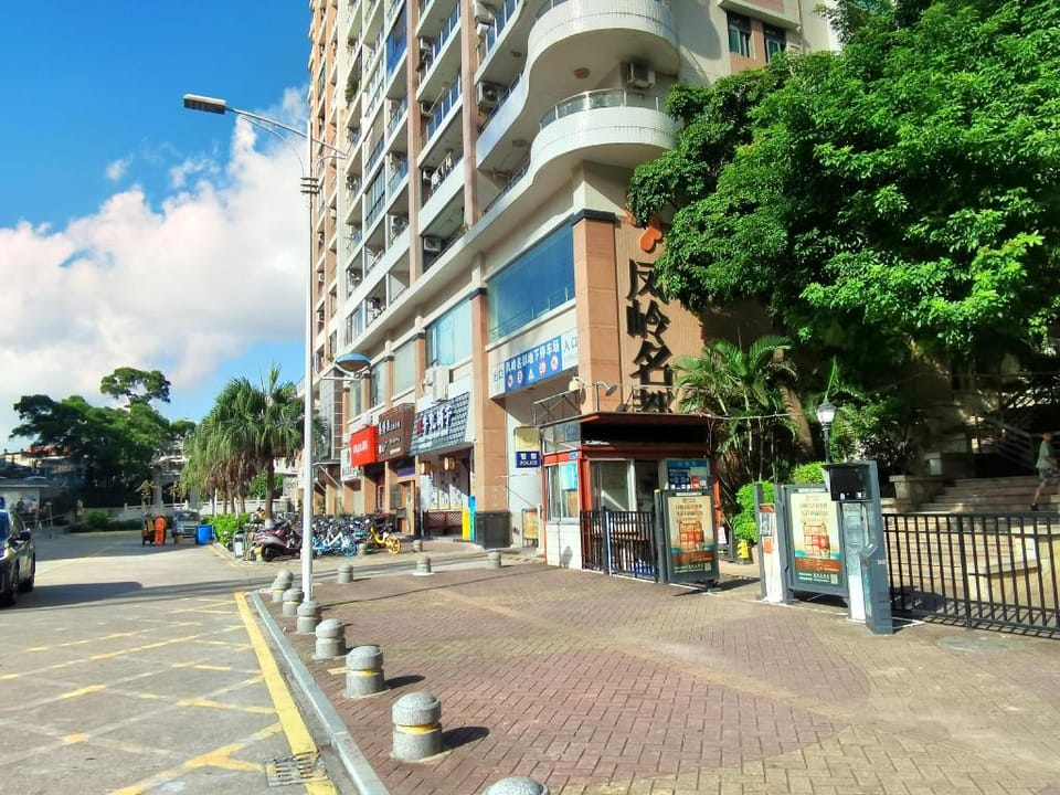 3-Bedroom Apartment in Shunde, Foshan - 160 Square Meters / 2 Private Bathrooms Apartment in Guangzhou