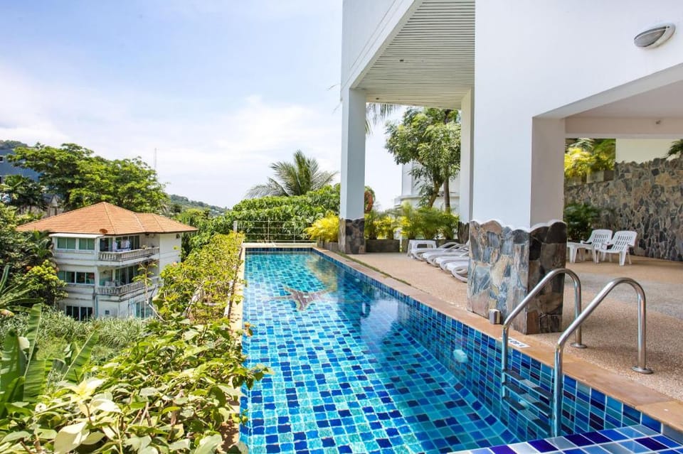 Kata Seaview O17 Condo*1BR*5 min to Kata Beach Apartment in Rawai