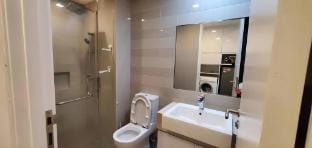 Bed & Chuckle-Balcony-Alor-KLCC Apartment in Federal Territory of Kuala Lumpur