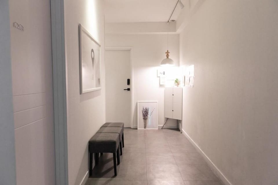 #Hongdae Entrance Station 5 minutes/Double room/Private bathroom/Hongik Univ Station #Exit 1 Vacation rental in Seoul