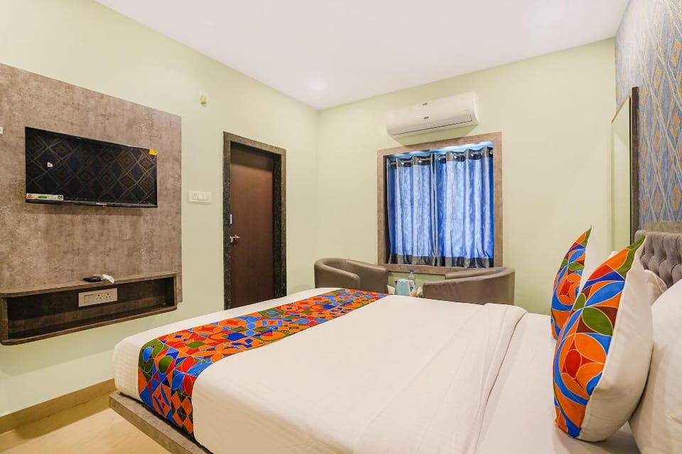FabHotel Lio7 Grand - Nr. Wellness Hospital, Hastinapuram Hotel in Hyderabad