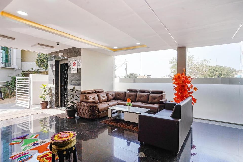 FabHotel Lio7 Grand - Nr. Wellness Hospital, Hastinapuram Hotel in Hyderabad