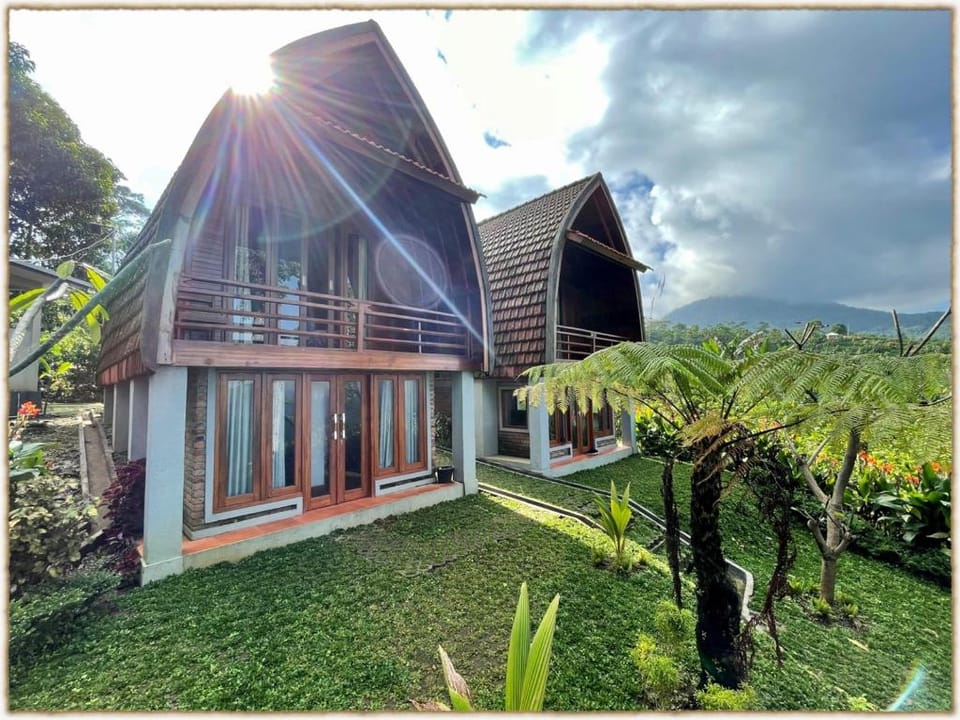 Camaradvipa Retreat Munduk Hotel in Bali