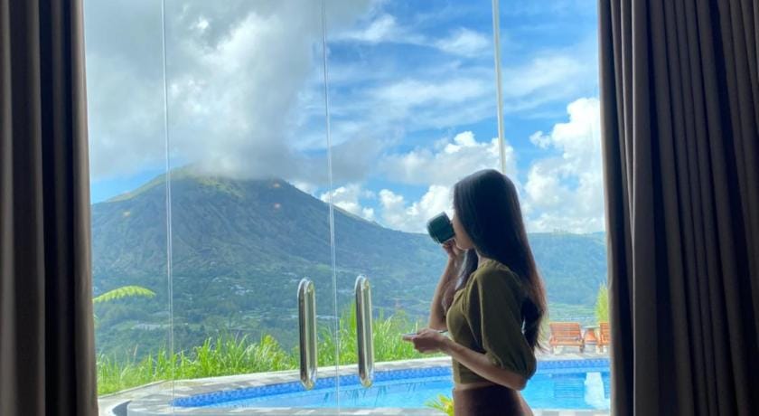 Pinggan Cliff Hotel in Bali