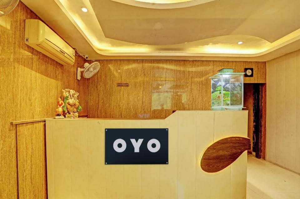 OYO Flagship Session 7 Hotel in Lucknow