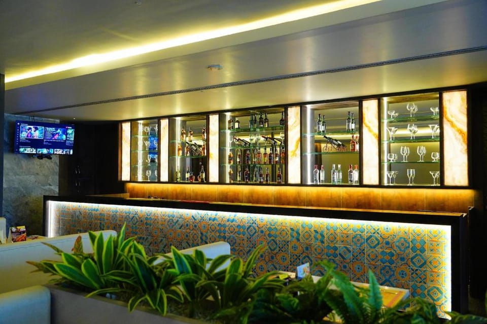 Hotel Kinara Grand Hyderabad Telangana Hotel in Hyderabad