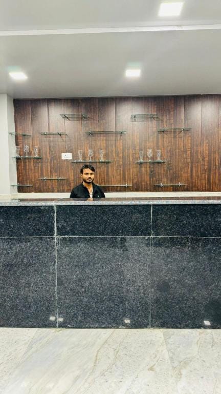 Hotel Vedika Palace Hotel in Uttar Pradesh