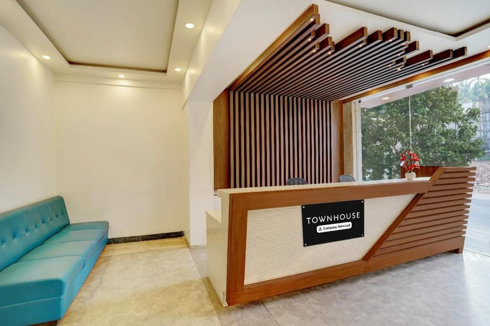 Super Townhouse Koramangala Hotel in Bengaluru